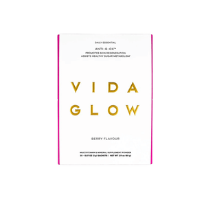 White and pink box packaging of Anti-G-Ox Berry | VIDA GLOW multivitamin and mineral supplement powder promoting skin regeneration and healthy sugar metabolism.